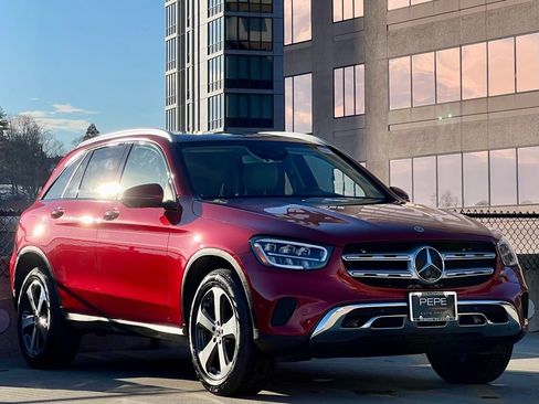 Certified 2020 Mercedes-Benz GLC 300 4MATIC image 1