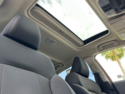 Used 2025 Subaru Crosstrek 2.0i Premium image 16