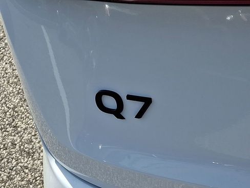 New 2026 Audi Q7 2.0T Premium image 11