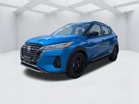 Used 2024 Nissan Kicks SR FWD image 10