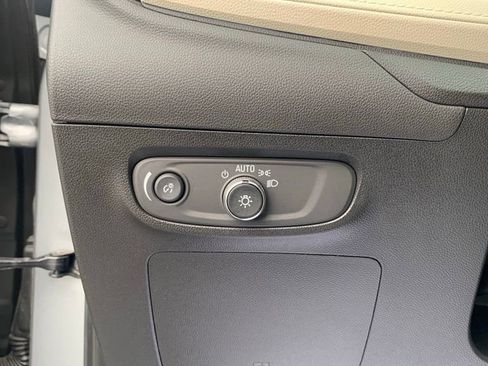 Used 2024 Buick Encore GX Avenir w/ Avenir Convenience Package image 34