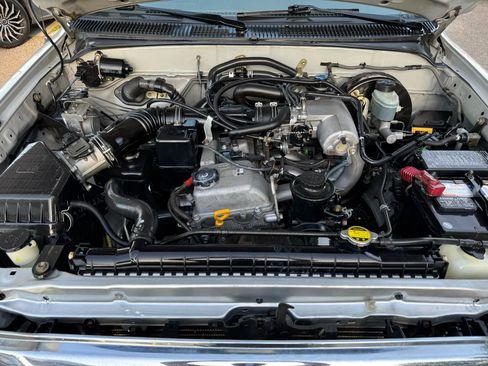 Used 2003 Toyota Tacoma PreRunner image 32