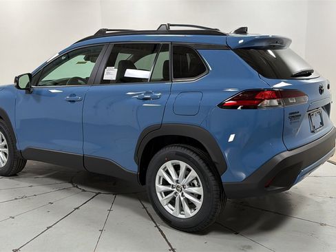 New 2026 Toyota Corolla Cross LE image 7