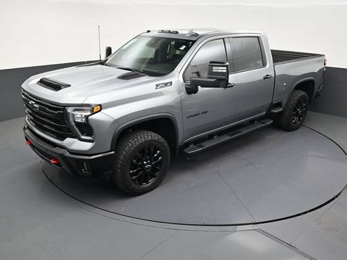 Used 2026 Chevrolet Silverado 2500 LTZ w/ Trail Boss Package AWD/4WD image 12