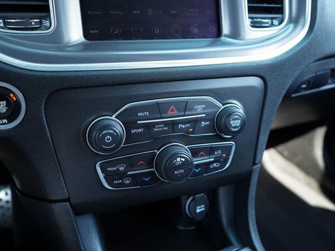 Used 2022 Dodge Charger R/T image 21