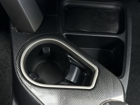 Used 2018 Toyota RAV4 Adventure image 32