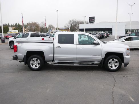 Used 2018 Chevrolet Silverado 1500 LT w/ All Star Edition image 3