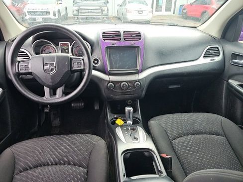 Used 2018 Dodge Journey SXT image 12