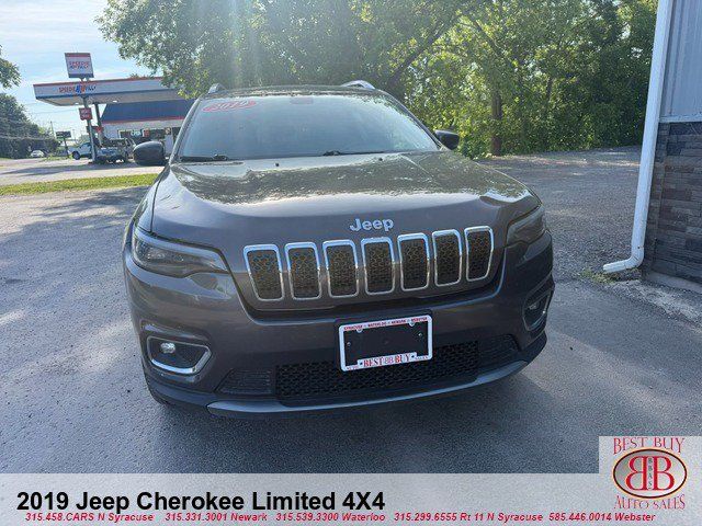 Used 2019 Jeep Cherokee Limited AWD/4WD image 2