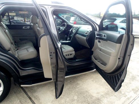 Used 2013 Ford Explorer Limited image 6