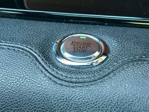 Used 2018 Lincoln Navigator Reserve w/ Technology Package AWD/4WD image 21