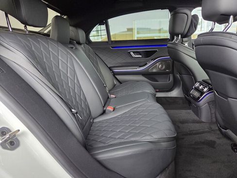 New 2026 Mercedes-Benz S 580 4MATIC Sedan image 16
