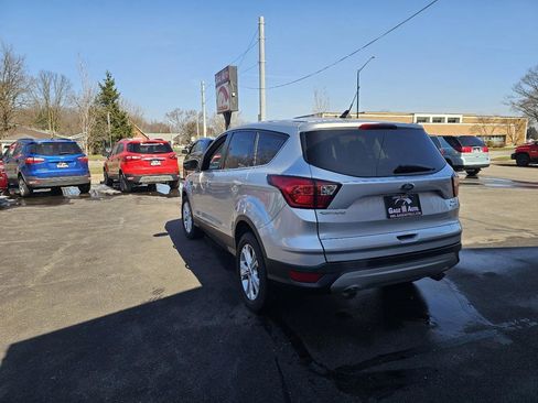 Used 2019 Ford Escape SE image 8