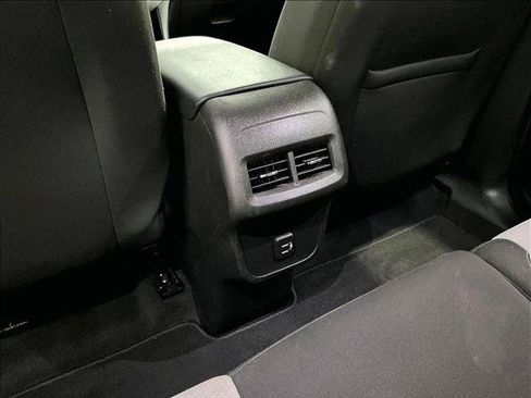 Used 2024 Chevrolet Equinox LS w/ LS Convenience Package FWD image 25