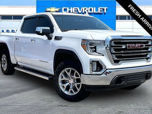 Used 2020 GMC Sierra 1500 SLT w/ X31 Off-Road Package AWD/4WD image 1