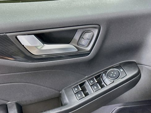 Used 2024 Ford Escape ST-Line w/ Tech Pack #1 AWD/4WD image 15