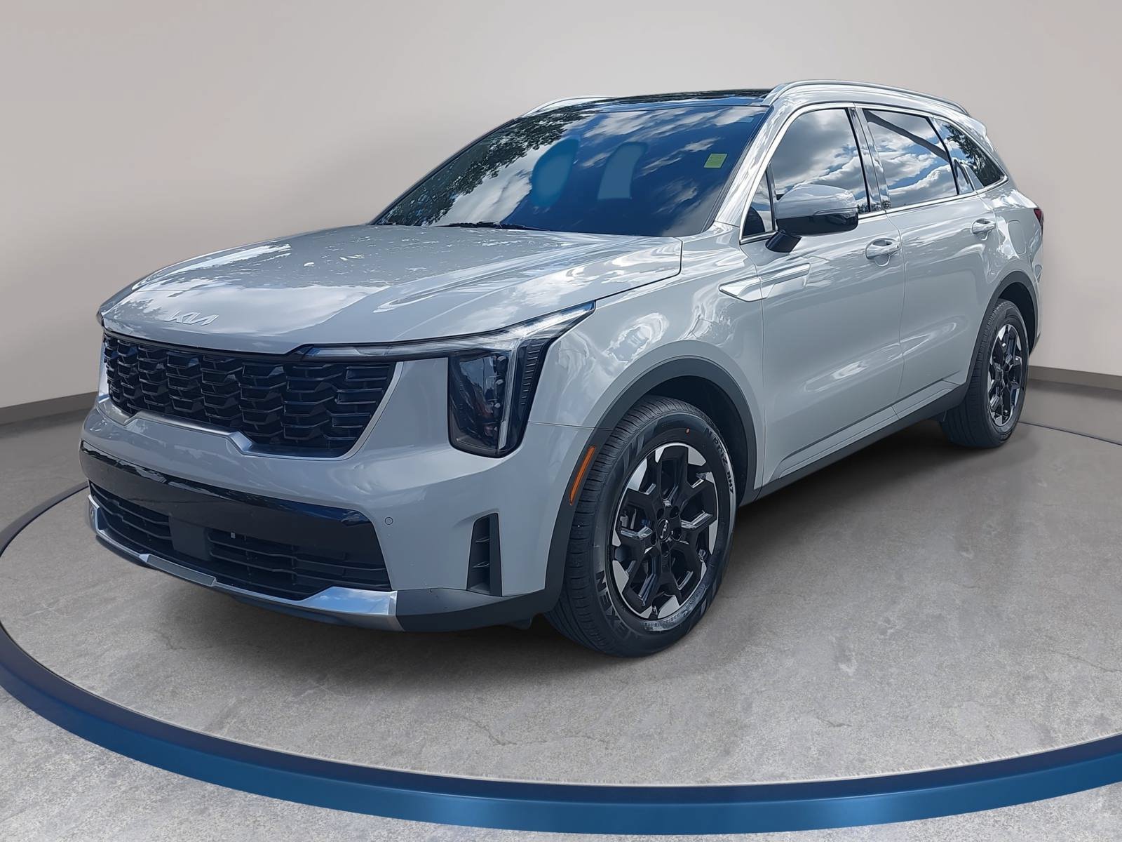 Used 2024 Kia Sorento S w/ Panoramic Sunroof Package FWD image 1