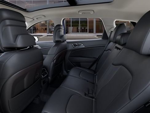 New 2026 Kia Sportage EX FWD image 18