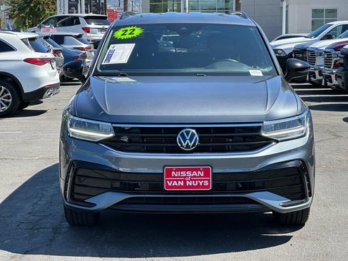 Used 2022 Volkswagen Tiguan SE R-Line FWD image 11