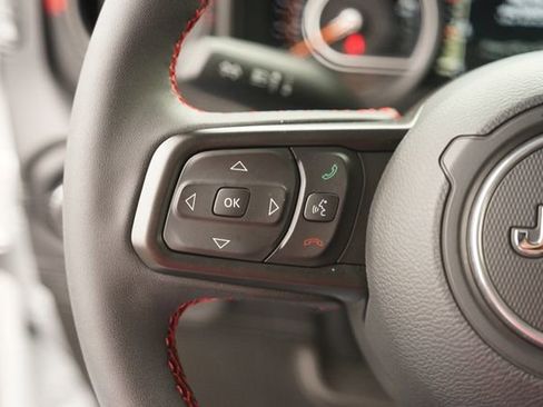 Used 2024 Jeep Wrangler Unlimited Rubicon w/ Technology Group AWD/4WD image 22