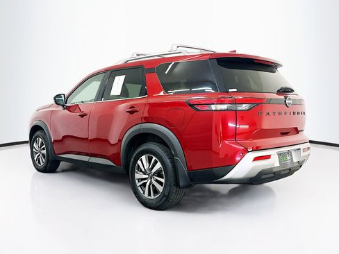 Used 2023 Nissan Pathfinder SL w/ Black Appearance Package AWD/4WD image 5