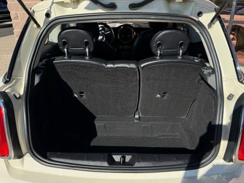 Used 2015 MINI Cooper 2-Door Hardtop image 32
