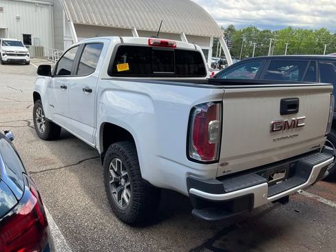 Used 2022 GMC Canyon AT4 w/ Trailering Package AWD/4WD image 4