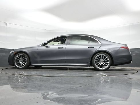 Used 2023 Mercedes-Benz S 580 4MATIC Sedan image 43