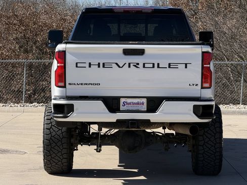 Used 2024 Chevrolet Silverado 2500 LTZ w/ LTZ Plus Package AWD/4WD image 5