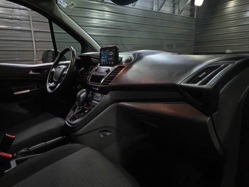 Used 2020 Ford Transit Connect XLT image 13