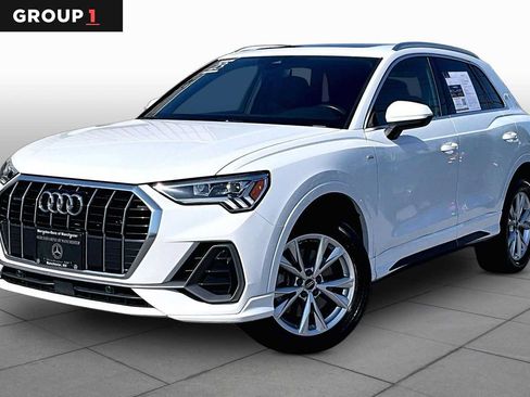 Used 2023 Audi Q3 2.0T Premium AWD/4WD image 1