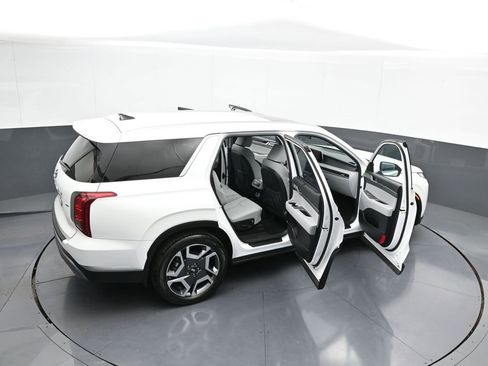 Used 2023 Hyundai Palisade SEL image 47