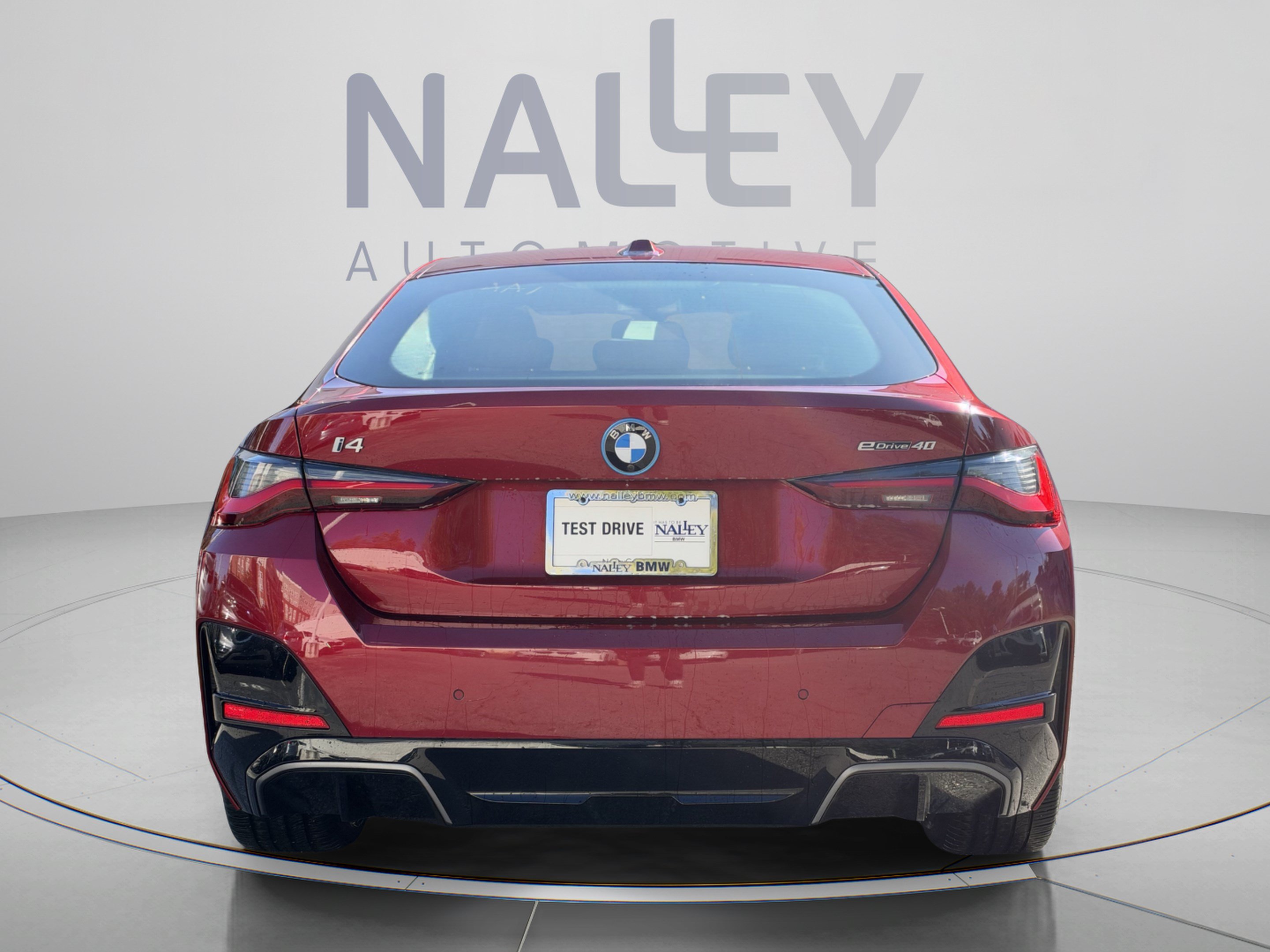 Used 2025 BMW i4 eDrive40 RWD image 3