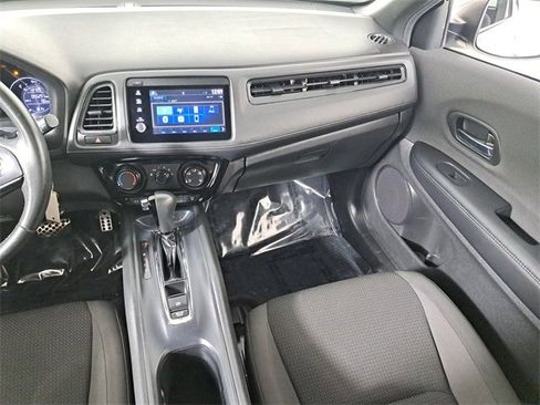 Used 2021 Honda HR-V Sport image 17
