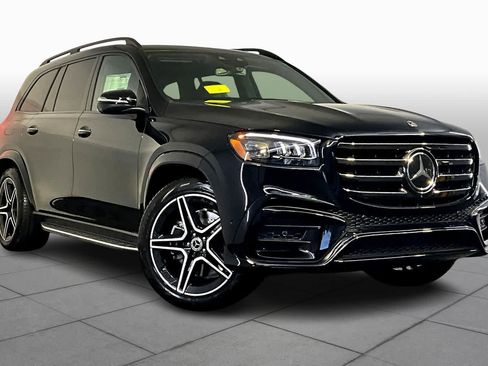 New 2026 Mercedes-Benz GLS 450 4MATIC image 19
