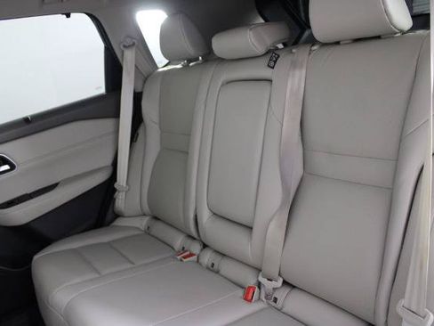 Certified 2021 Nissan Rogue SV w/ Premium Package FWD image 20