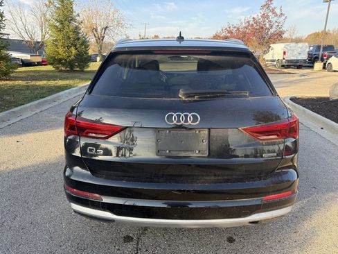 Used 2020 Audi Q3 2.0T Premium image 6