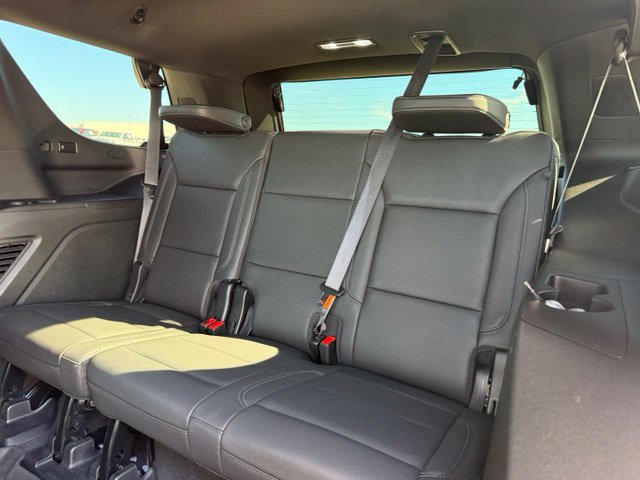 Used 2024 Chevrolet Tahoe LT w/ Luxury Package RWD image 14