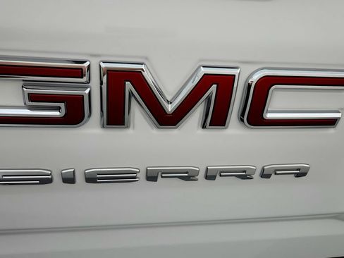 Used 2024 GMC Sierra 2500 Pro w/ Convenience Package AWD/4WD image 13
