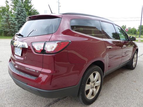 Used 2016 Chevrolet Traverse LT w/ Style and Technology Package AWD/4WD image 13