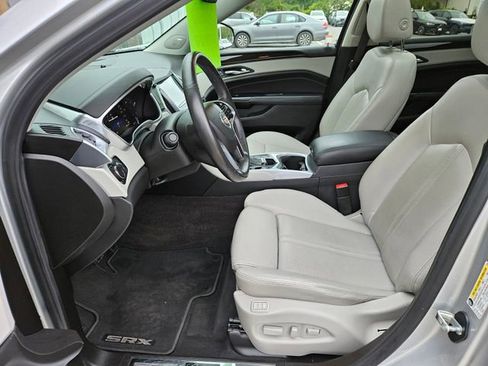 Used 2016 Cadillac SRX Luxury AWD/4WD image 17
