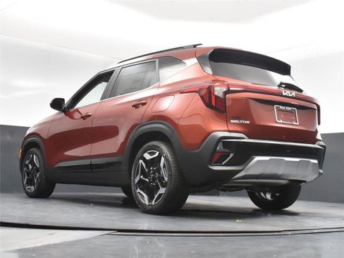 New 2026 Kia Seltos SX image 23
