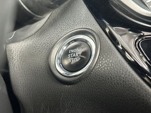 Certified 2020 Toyota C-HR XLE image 25