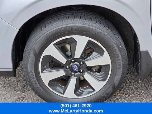 Used 2017 Subaru Forester 2.5i Premium w/ All-Weather Package AWD/4WD image 19