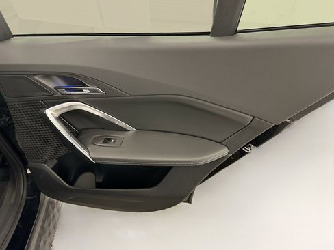 Used 2025 BMW X2 xDrive28i w/ Convenience Package image 32