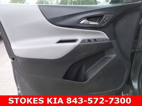 Used 2018 Chevrolet Equinox LS image 21