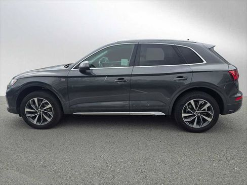 Used 2023 Audi Q5 2.0T Premium Plus w/ Premium Plus Package AWD/4WD image 6