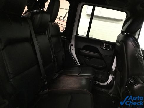 Used 2018 Jeep Wrangler Unlimited Rubicon AWD/4WD image 33