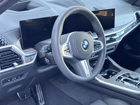 Used 2026 BMW X7 xDrive40i w/ M Sport Package AWD/4WD image 24