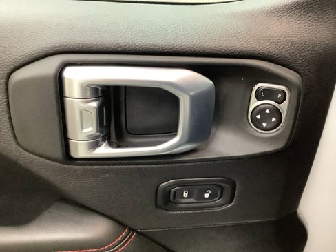 New 2026 Jeep Wrangler Unlimited Rubicon image 16